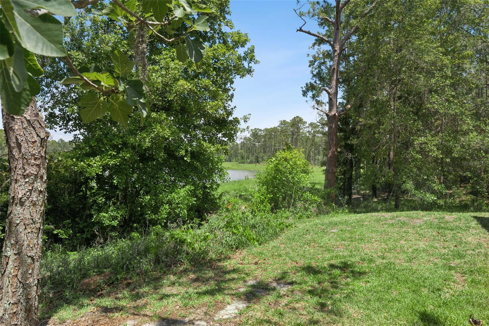 OASIS COVE 1 AT LAKESIDE VILLAGE CONDO PH 1 - Residential