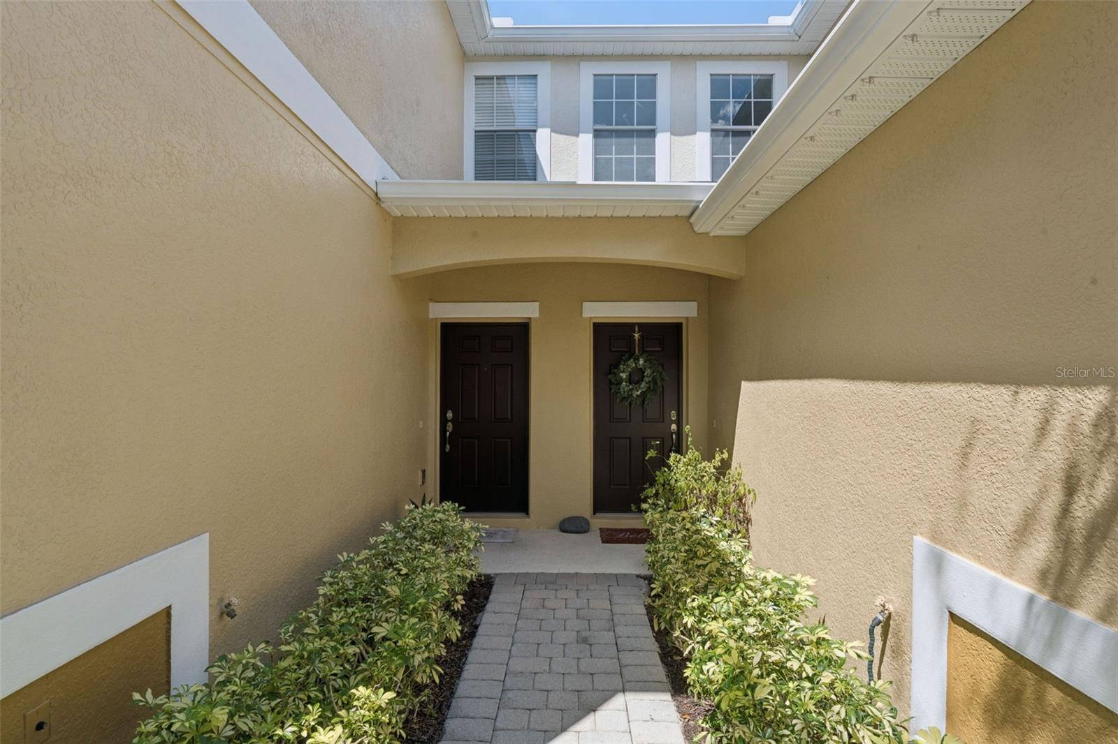 OASIS COVE 1 AT LAKESIDE VILLAGE CONDO PH 1 - Residential