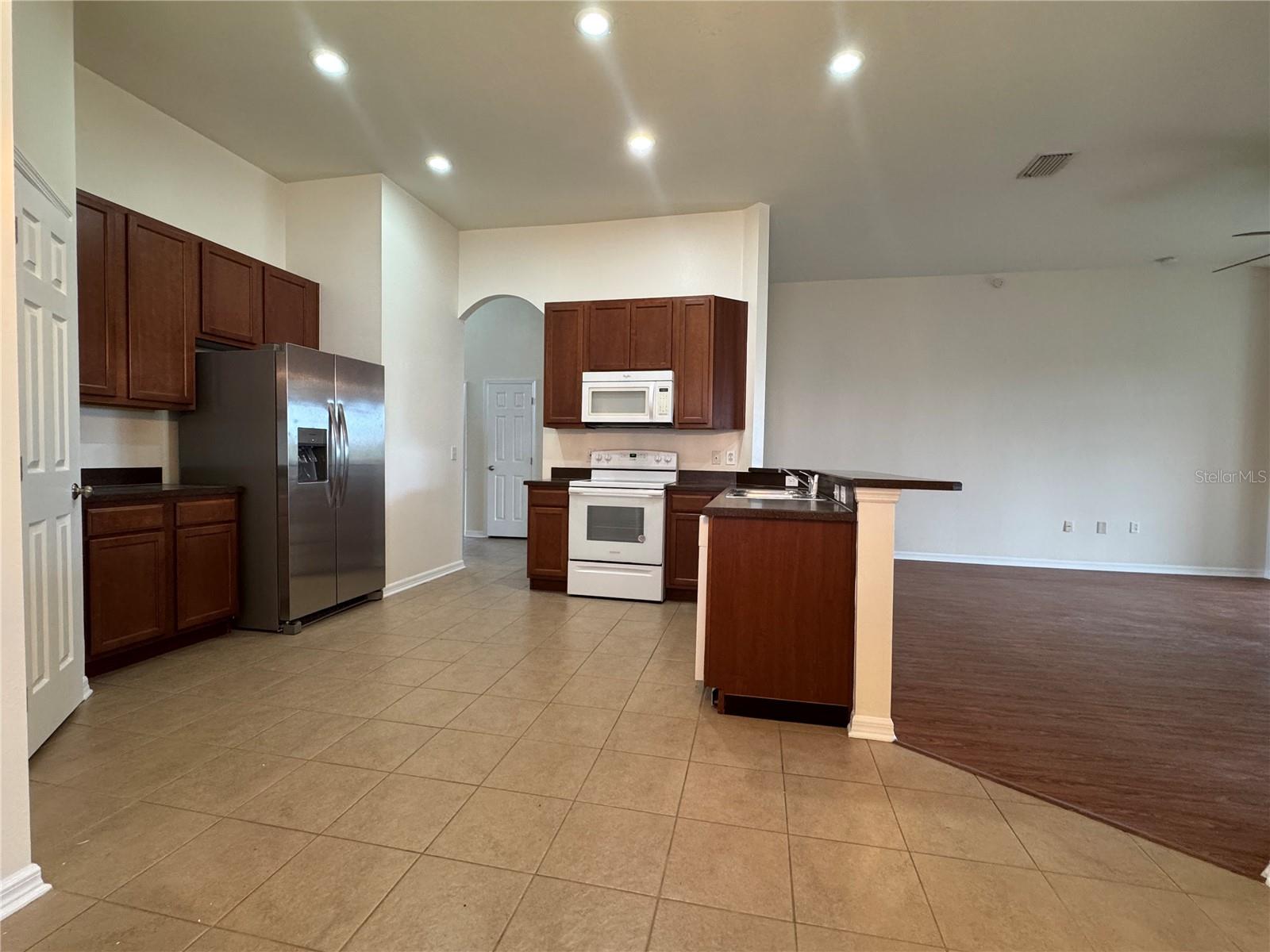 KINGSWAY PH 2 - Residential Lease