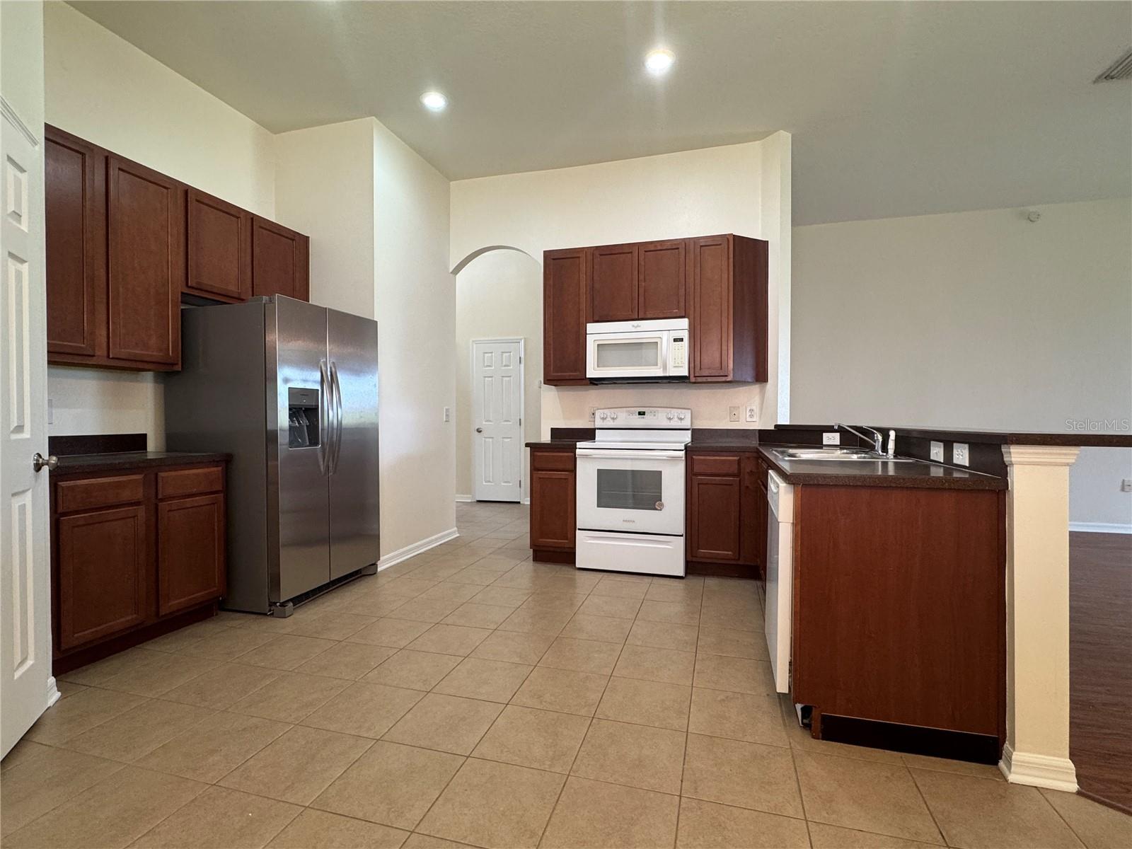 KINGSWAY PH 2 - Residential Lease