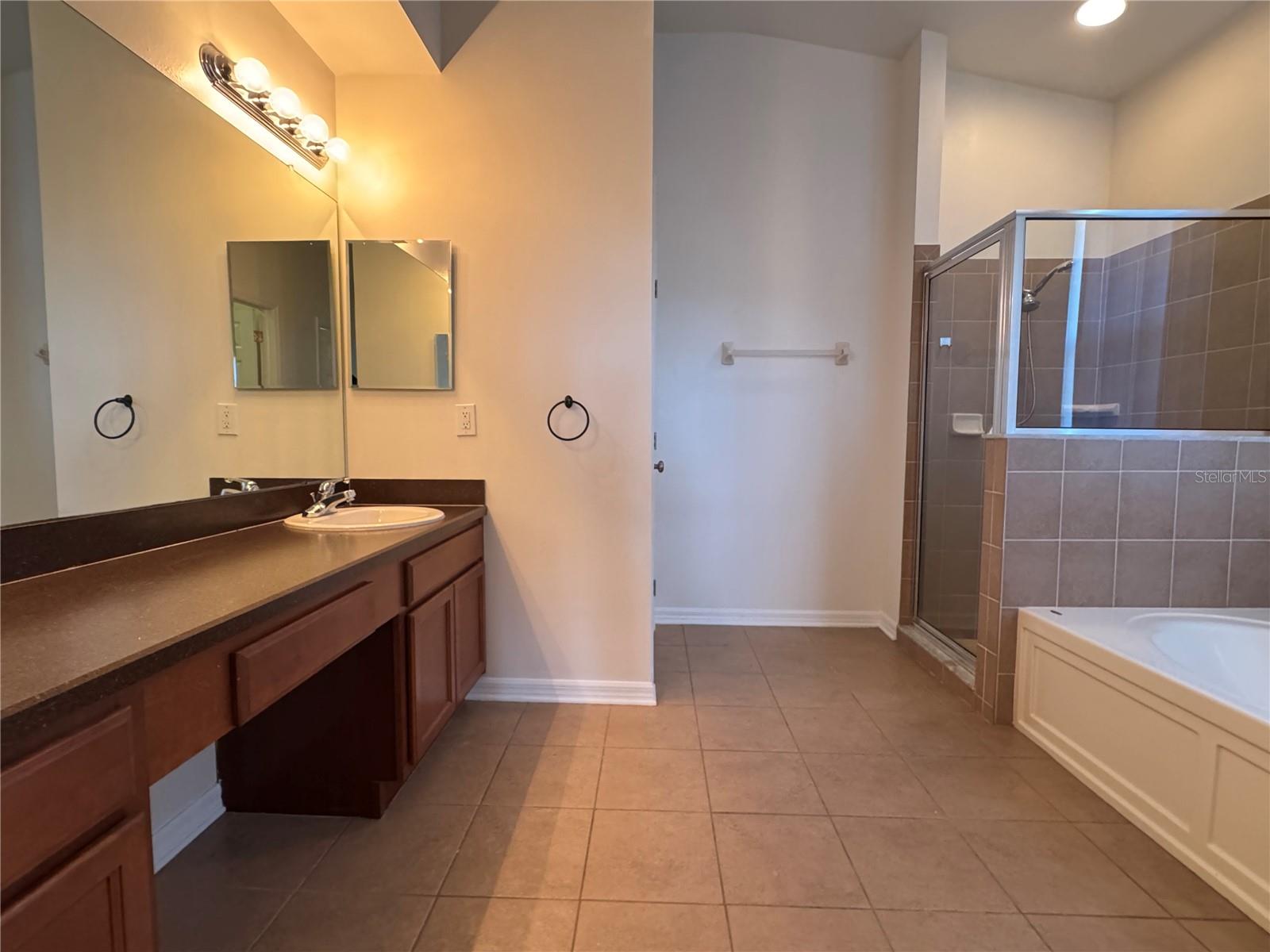 KINGSWAY PH 2 - Residential Lease
