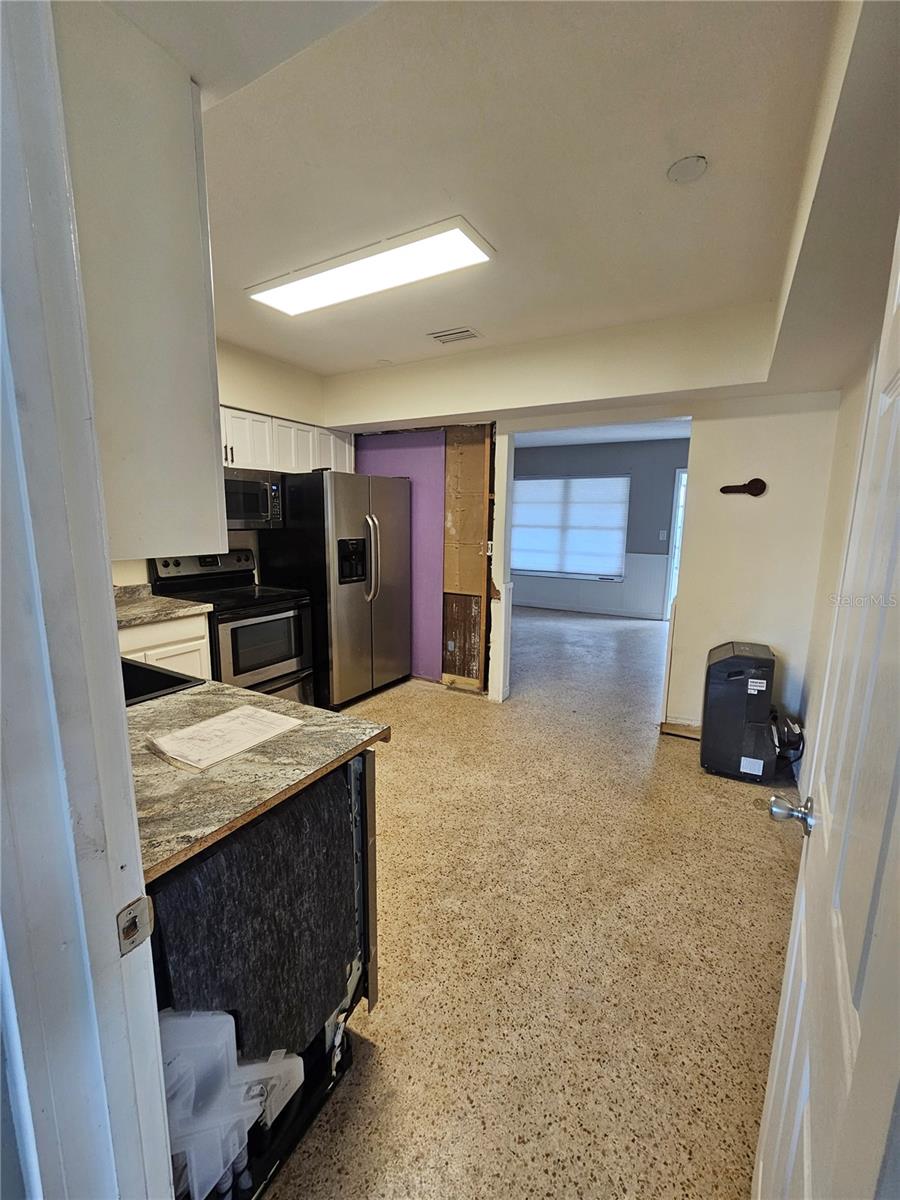 PINE SHORES ESTATE 3RD ADD - Residential