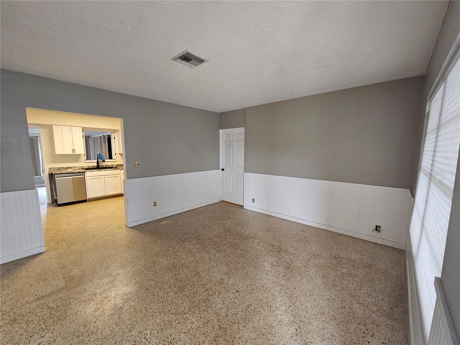 PINE SHORES ESTATE 3RD ADD - Residential