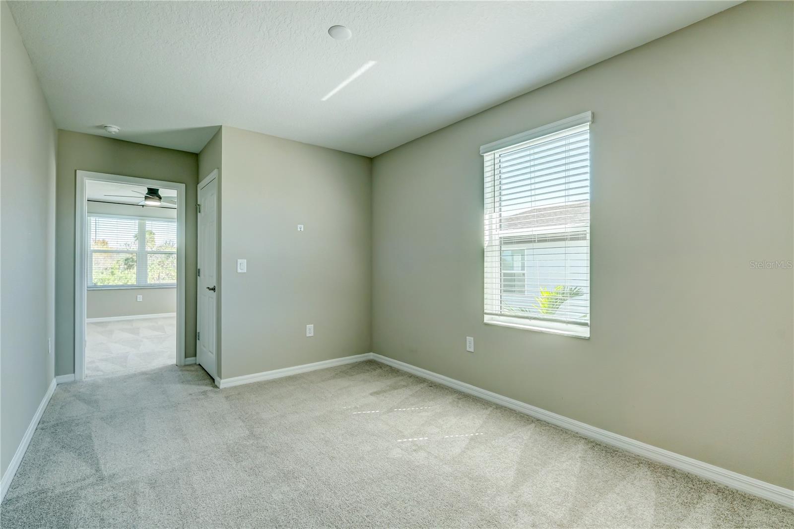 TREVESTA PH IIIC & IIID - Residential Lease