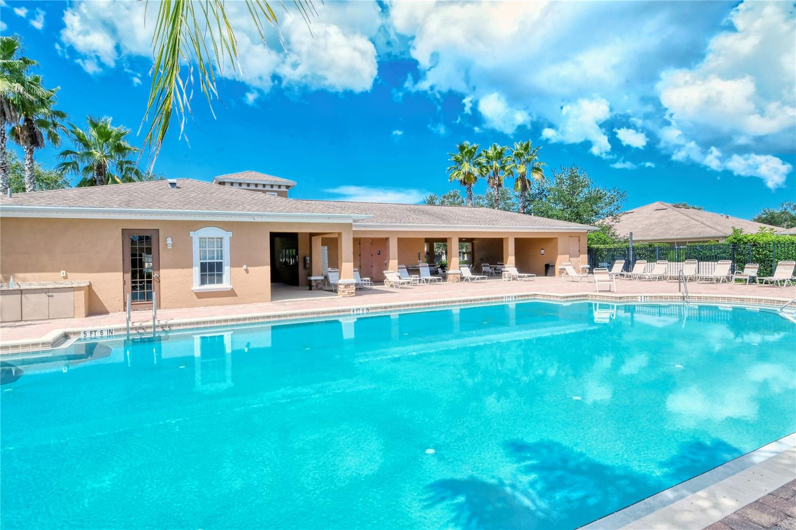 VENTURA VILLAGE - Residential