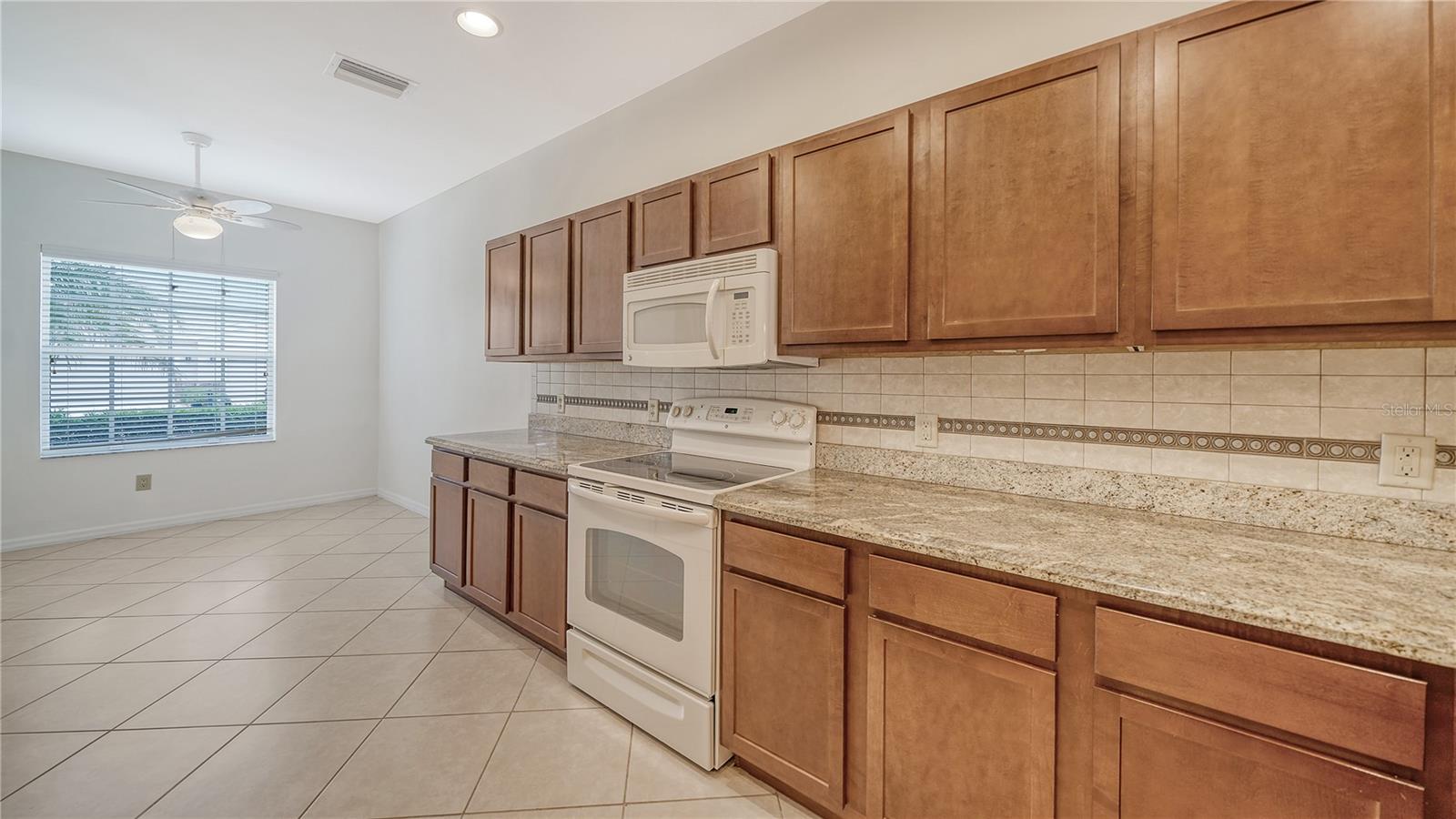 VENTURA VILLAGE - Residential