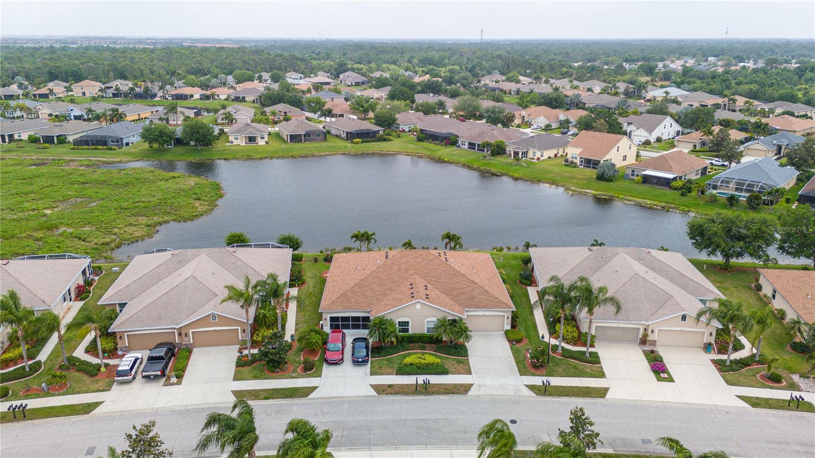 VENTURA VILLAGE - Residential