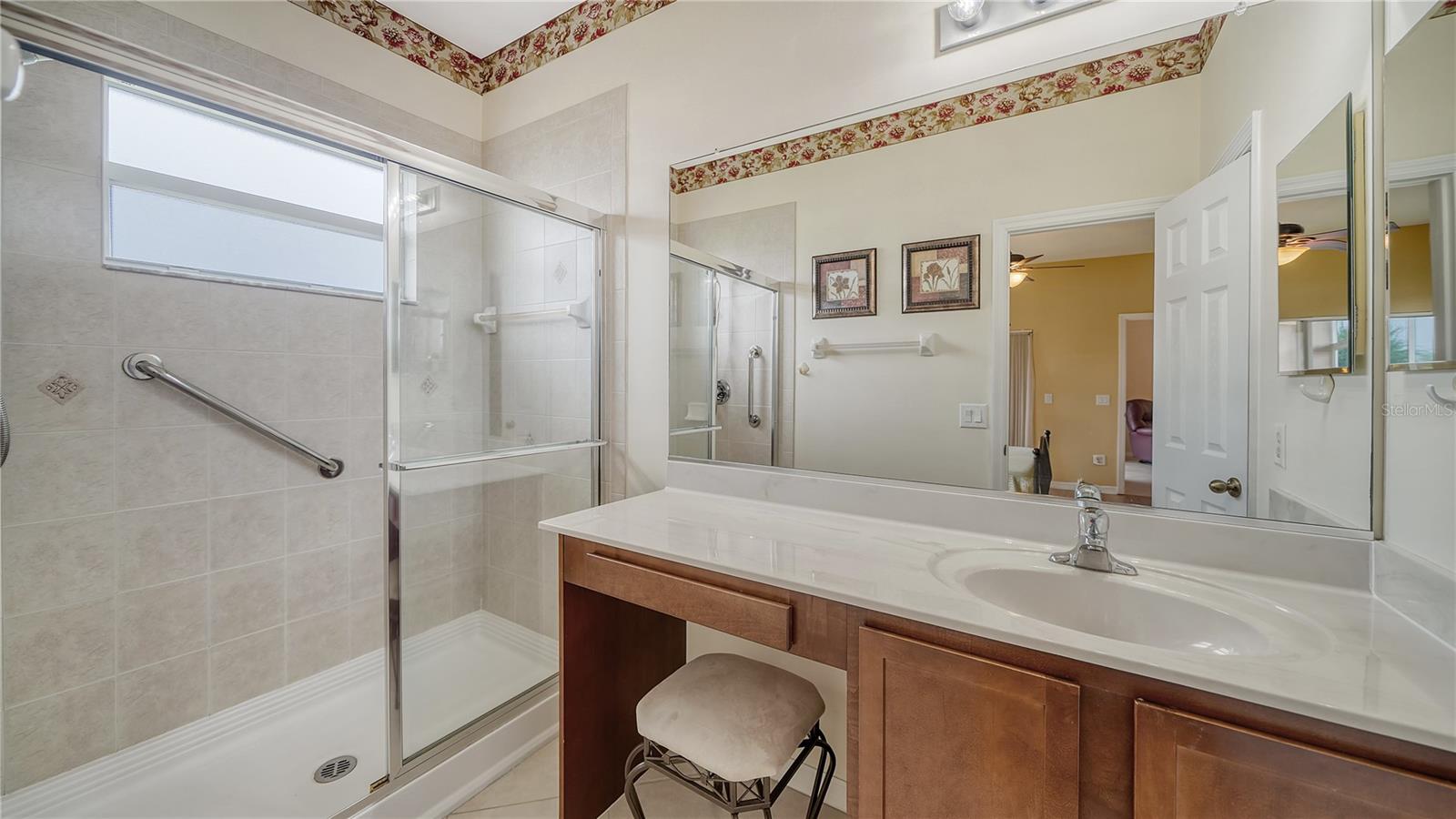VENTURA VILLAGE - Residential