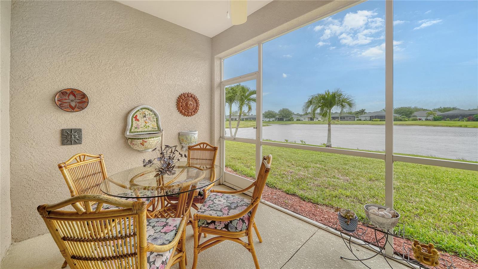 VENTURA VILLAGE - Residential