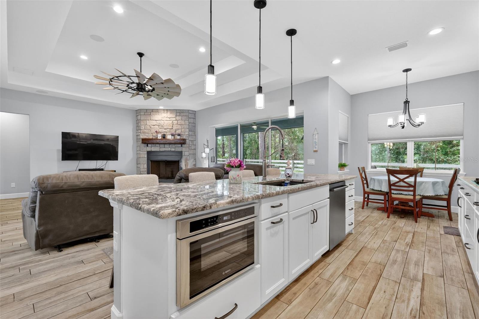 OAK HILL - Residential