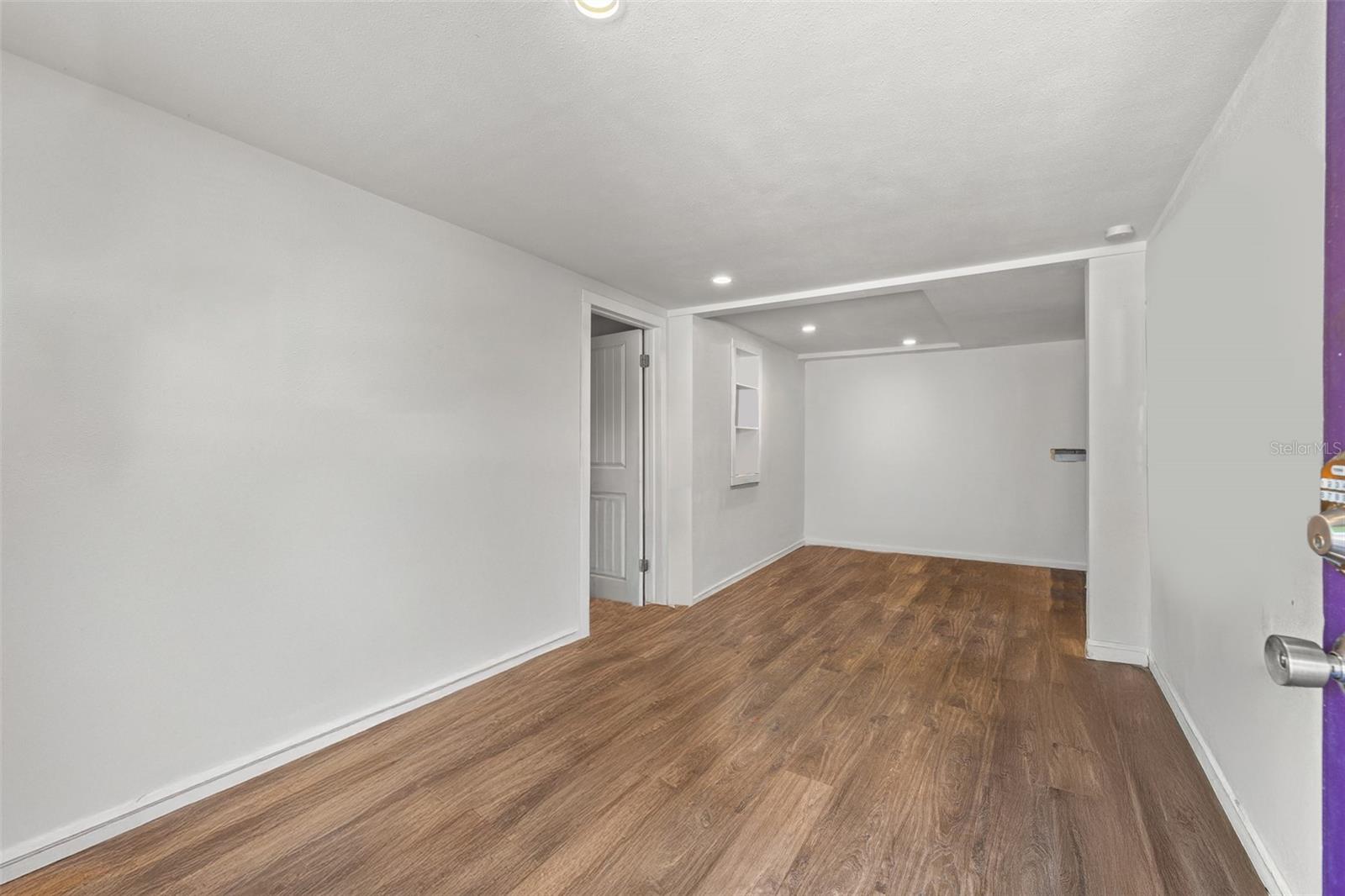 SOUTH SHORE PARK - Residential Lease