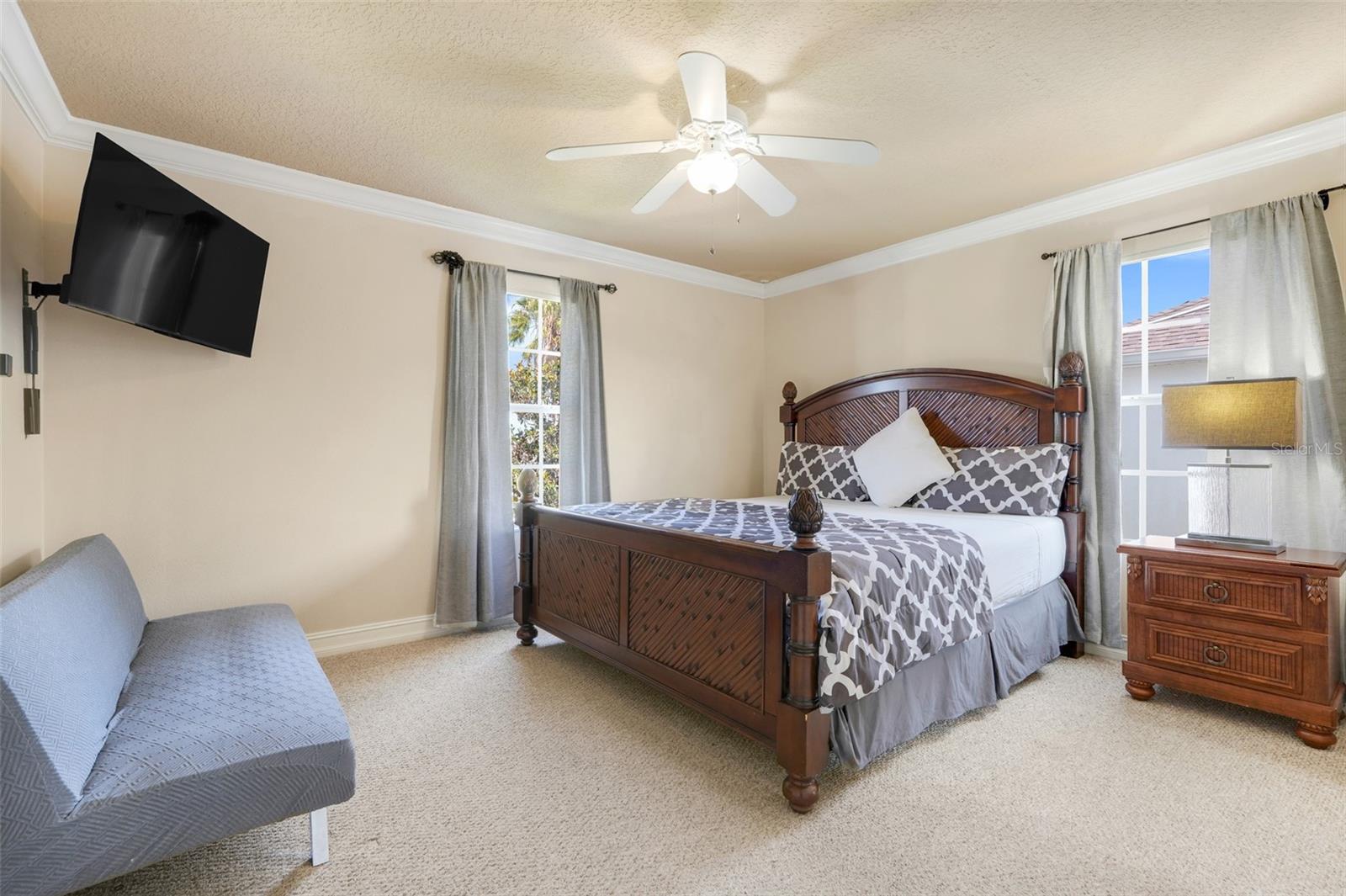CALABAY PARC - Residential Lease