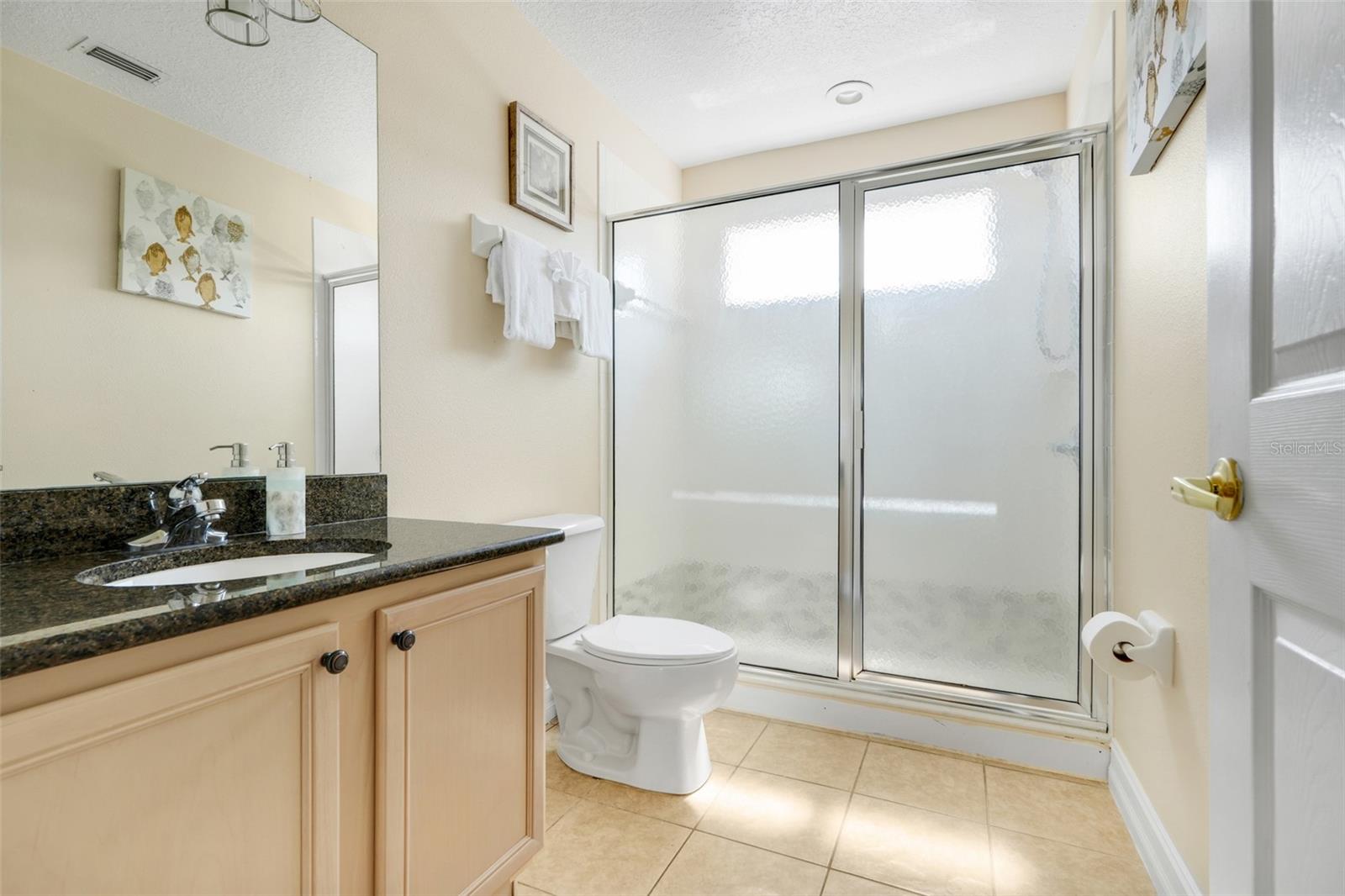 CALABAY PARC - Residential Lease