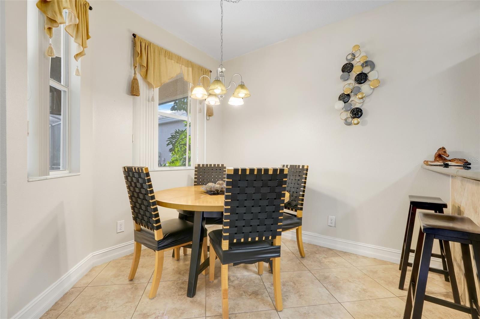 CALABAY PARC - Residential Lease