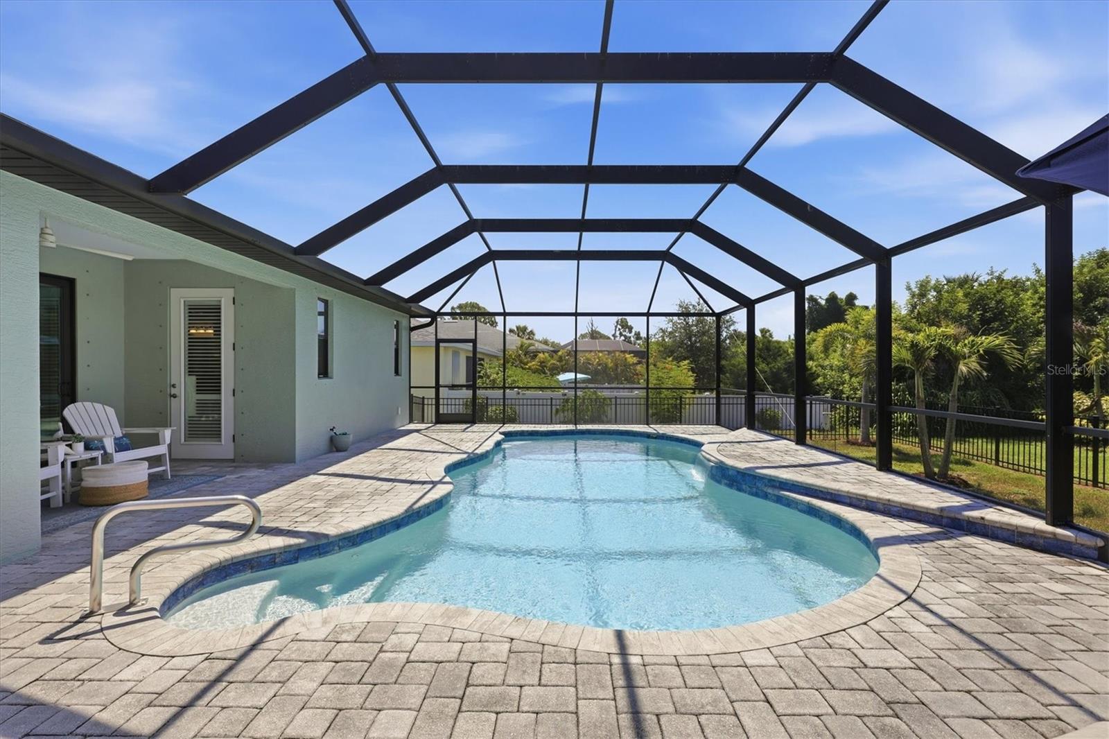 ROTONDA LAKES - Residential