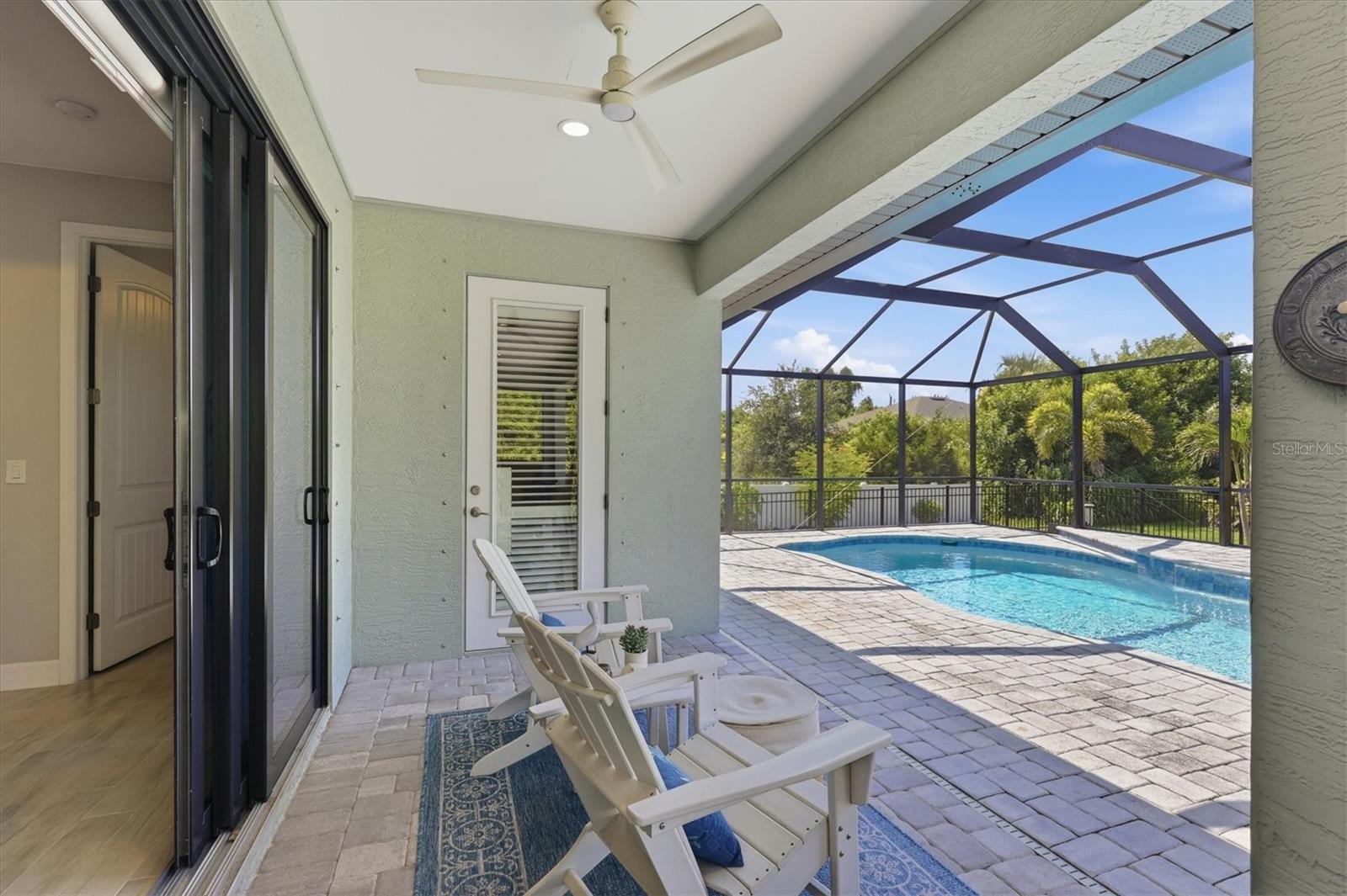 ROTONDA LAKES - Residential