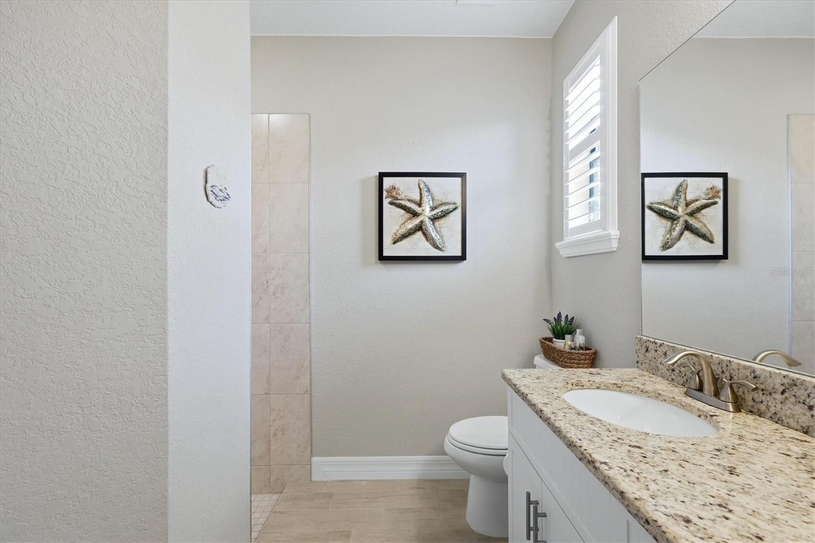 ROTONDA LAKES - Residential