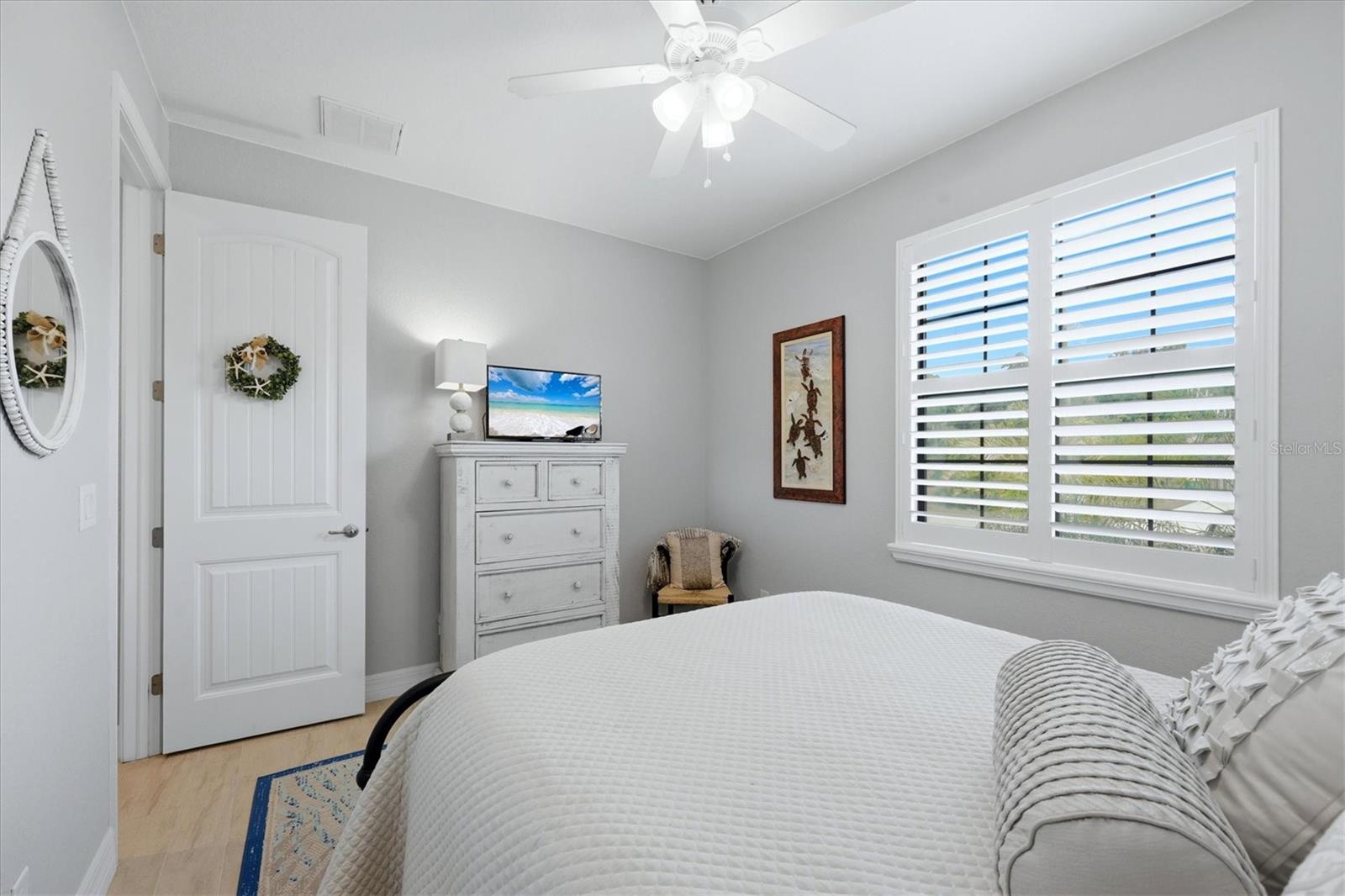 ROTONDA LAKES - Residential