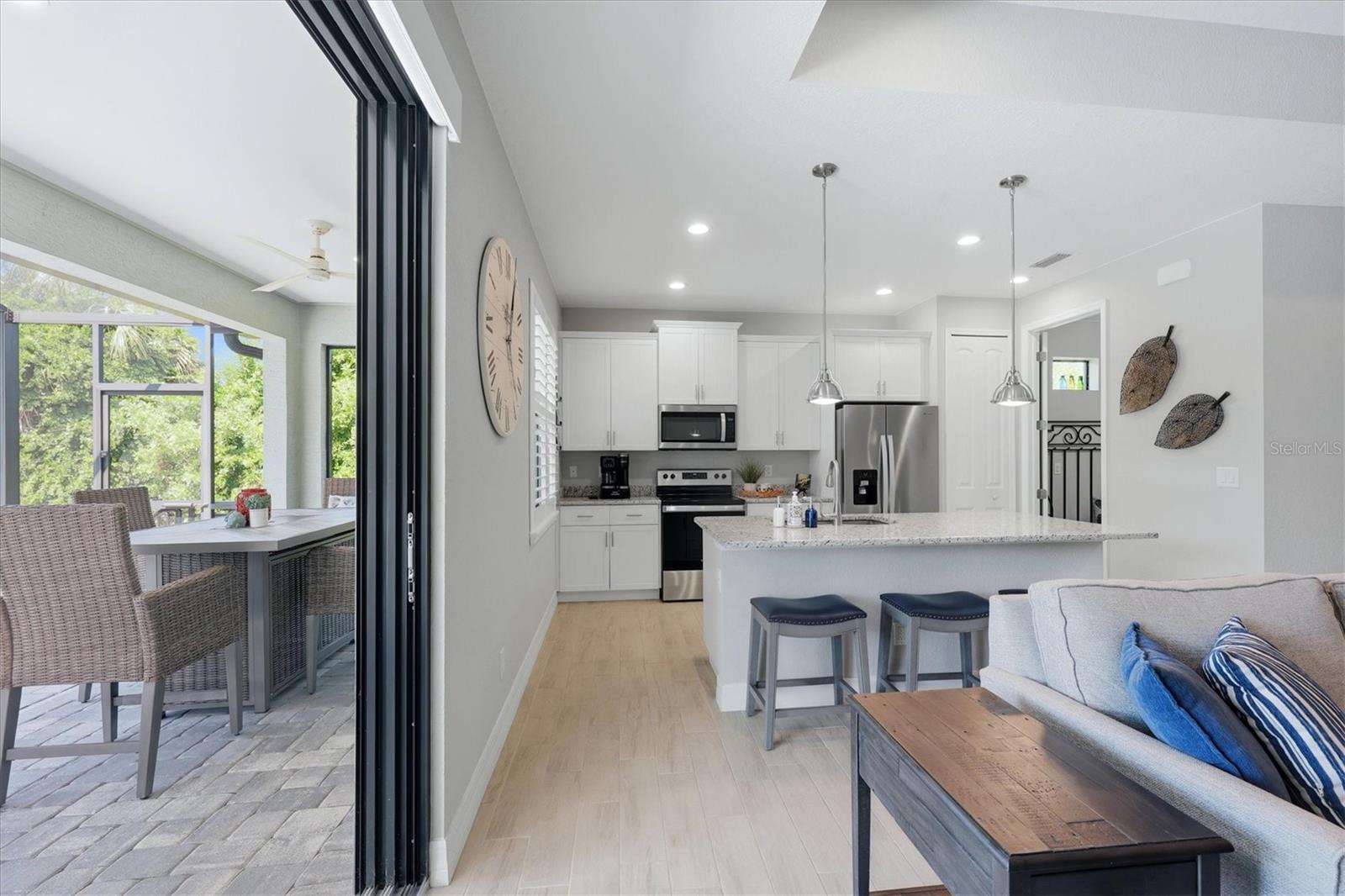ROTONDA LAKES - Residential