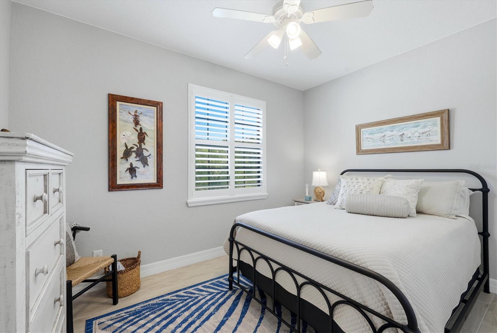 ROTONDA LAKES - Residential