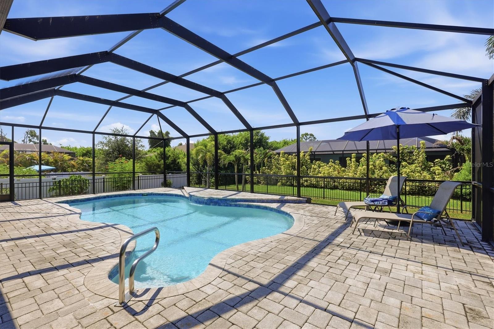 ROTONDA LAKES - Residential