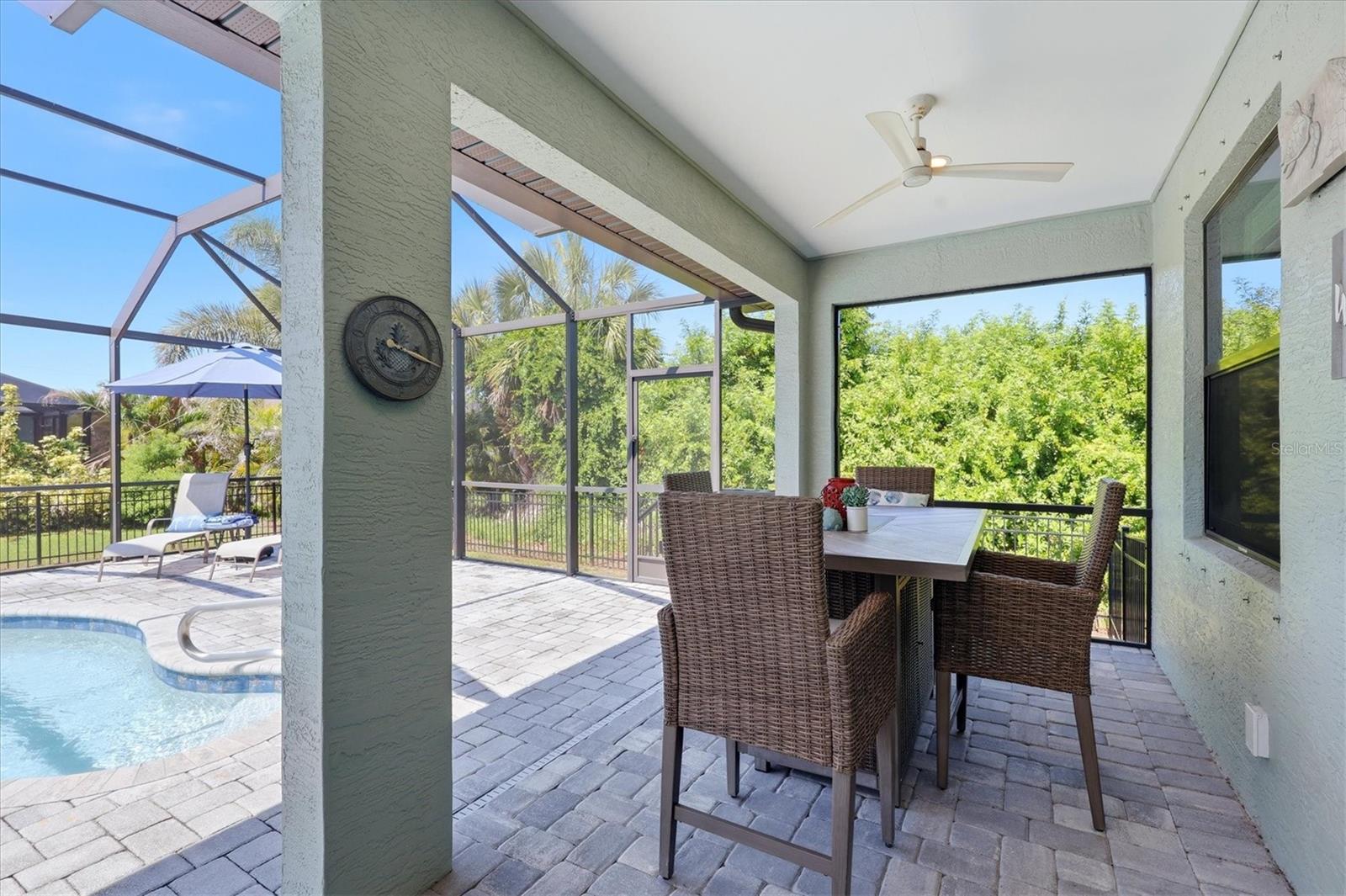 ROTONDA LAKES - Residential