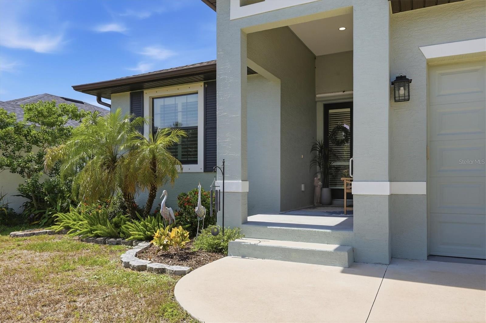 ROTONDA LAKES - Residential