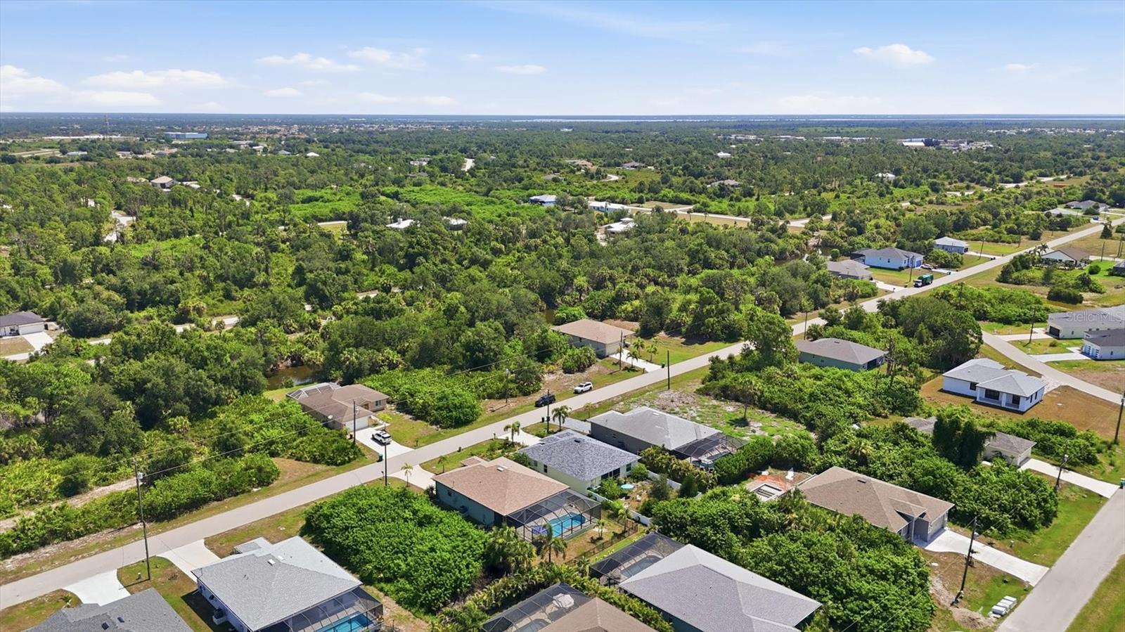 ROTONDA LAKES - Residential