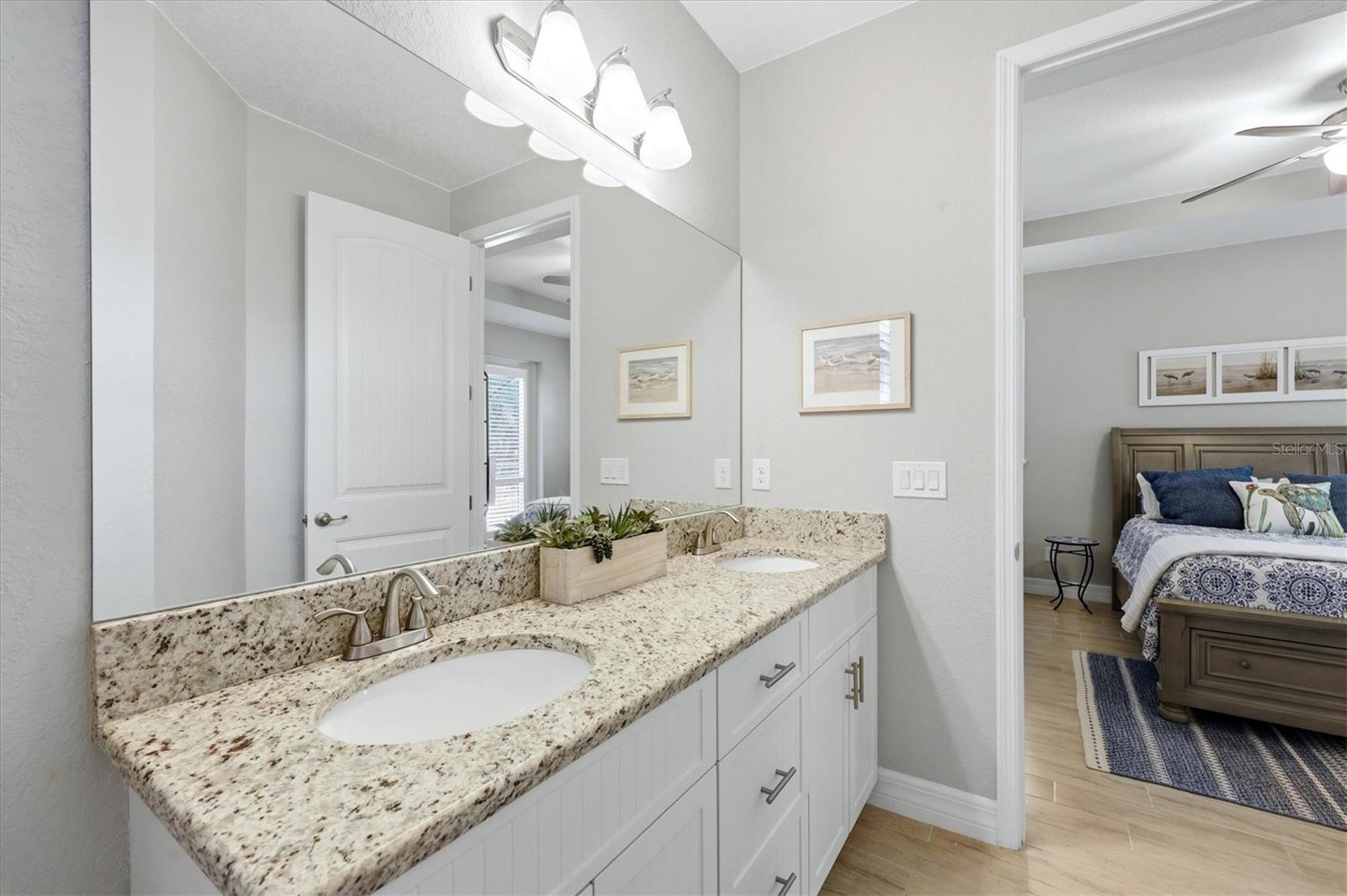 ROTONDA LAKES - Residential
