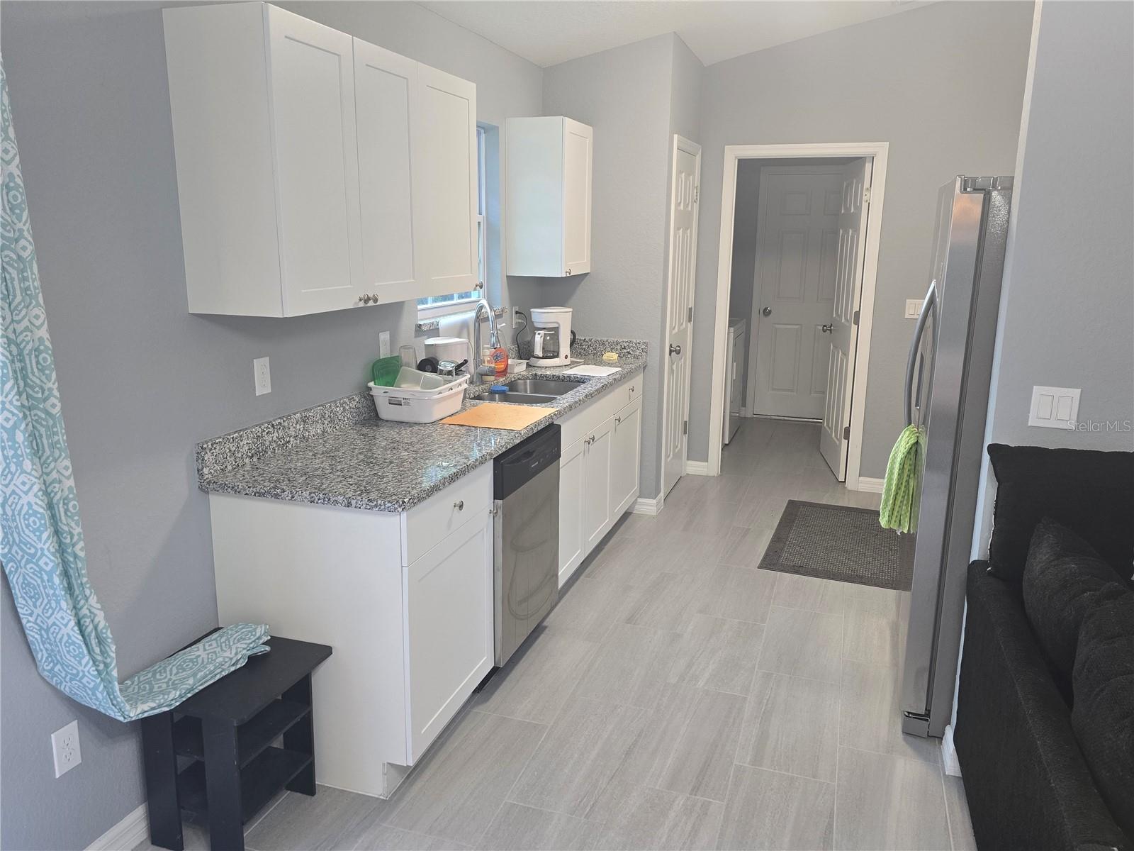 SILVER PALMS ESTATE - Residential