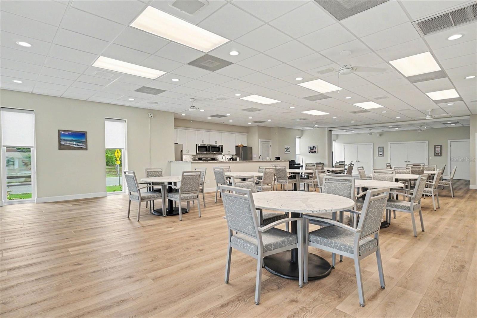 SUNRISE COVE SEC 4 - Residential