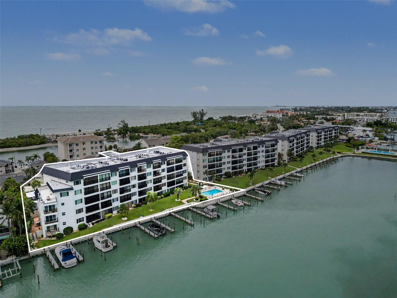 SUNRISE COVE SEC 4 - Residential