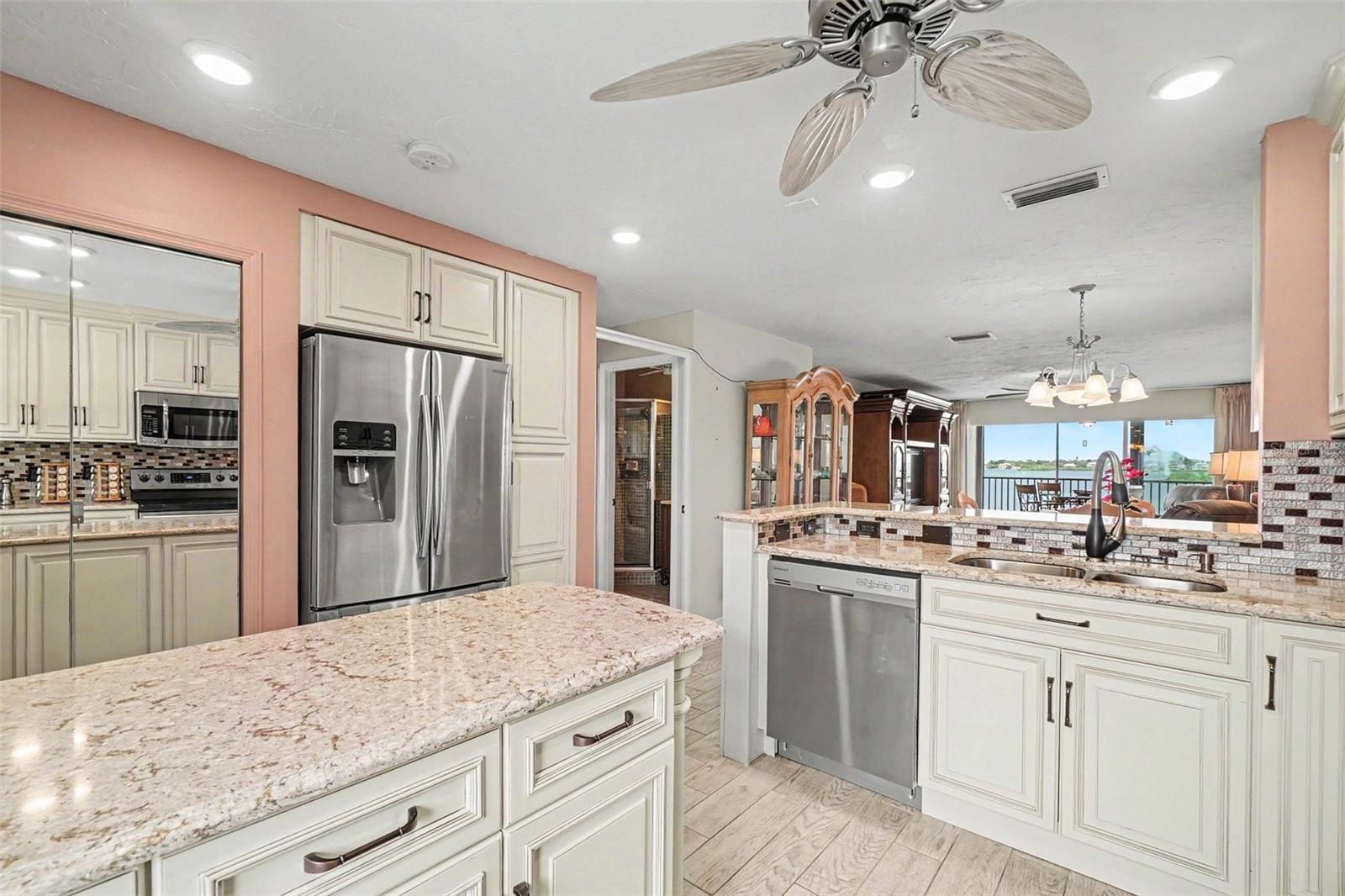 SUNRISE COVE SEC 4 - Residential