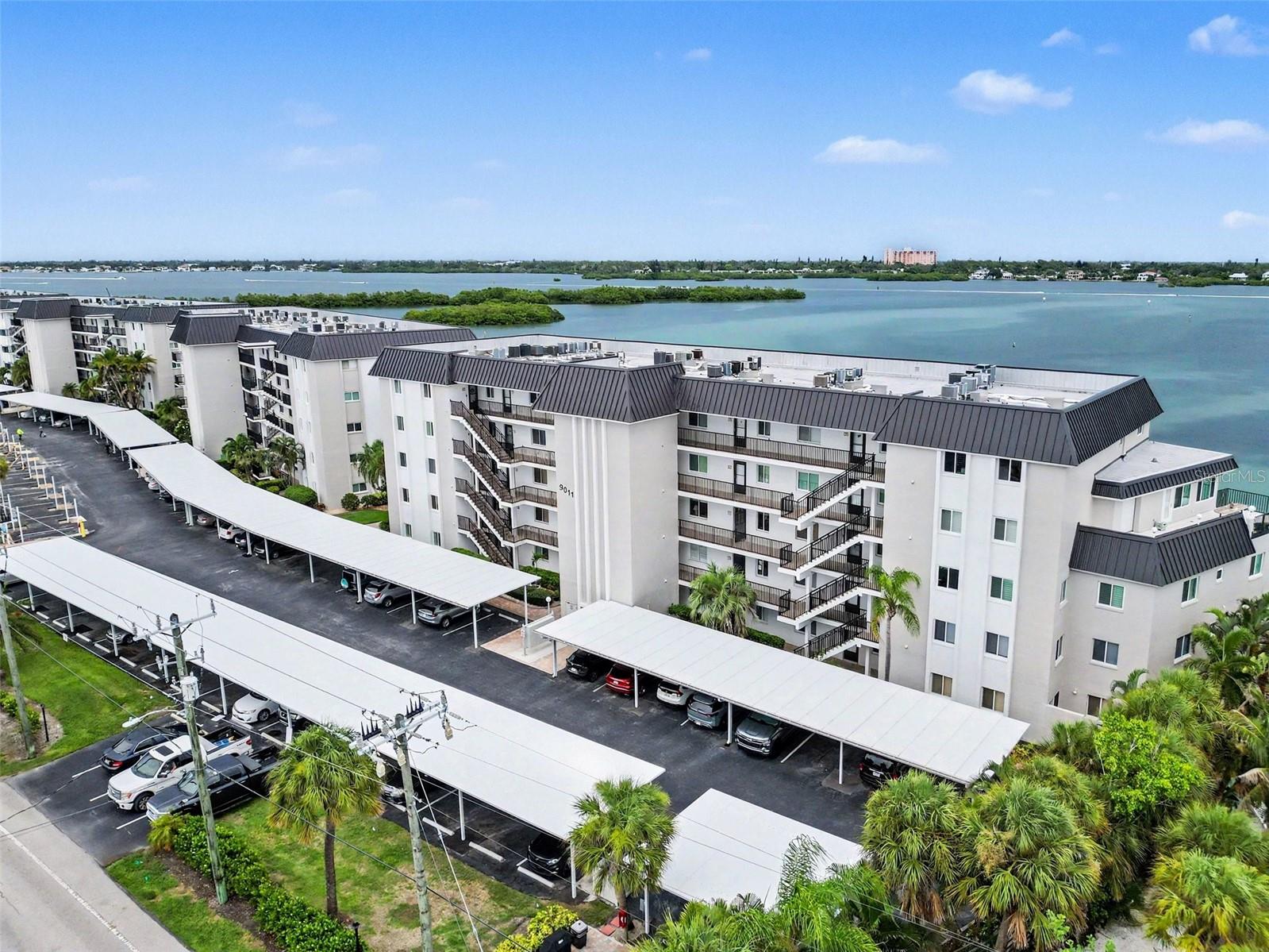 SUNRISE COVE SEC 4 - Residential
