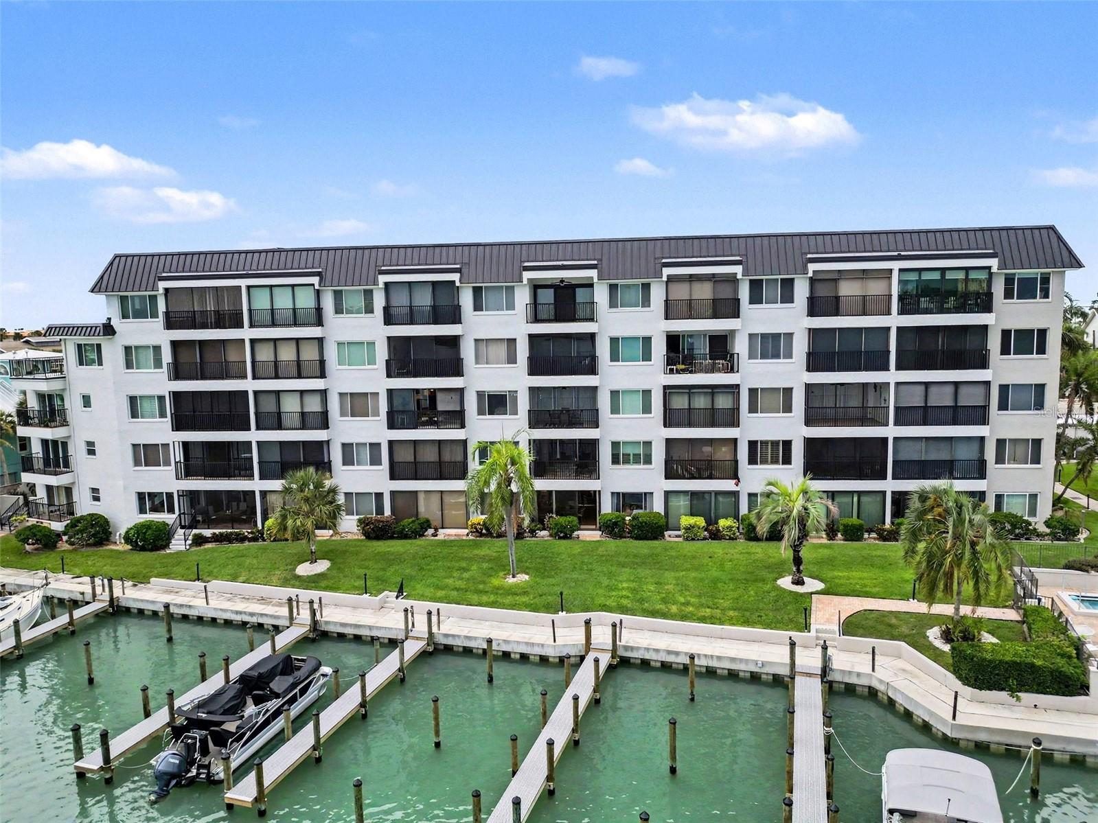 SUNRISE COVE SEC 4 - Residential
