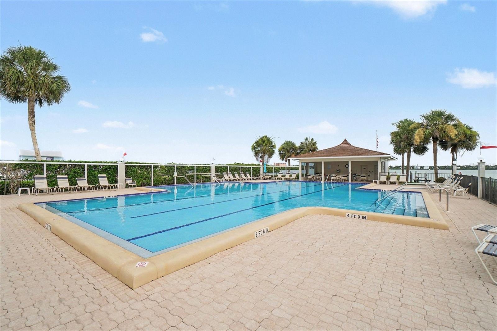 SUNRISE COVE SEC 4 - Residential
