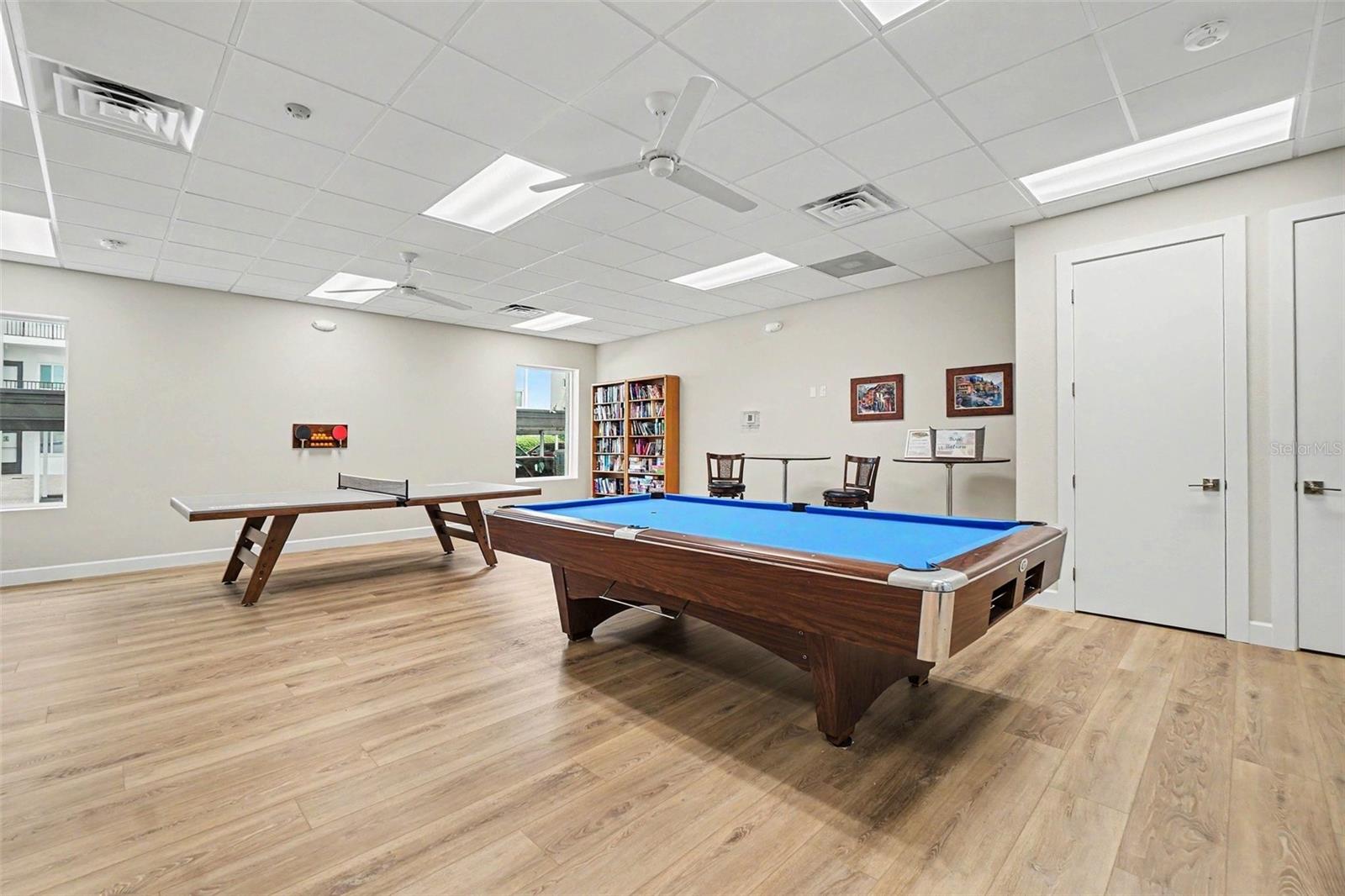 SUNRISE COVE SEC 4 - Residential