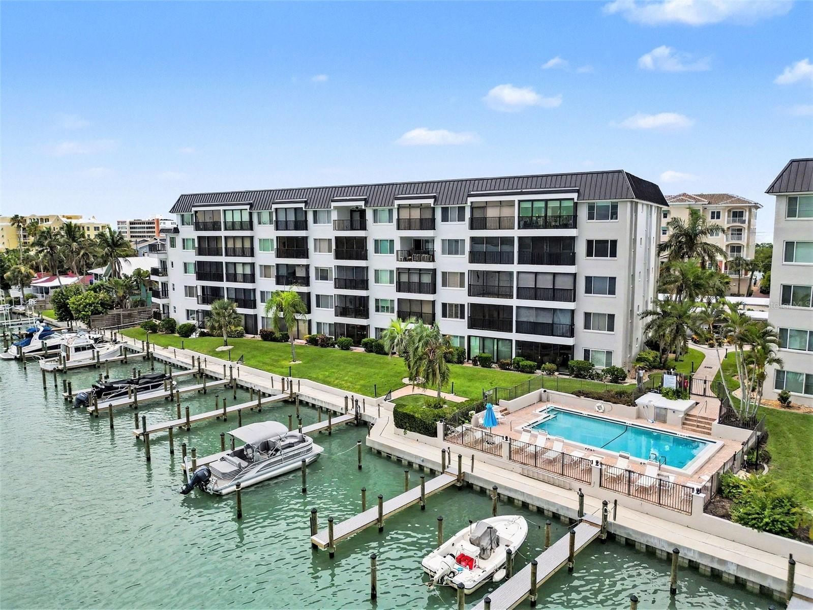 SUNRISE COVE SEC 4 - Residential