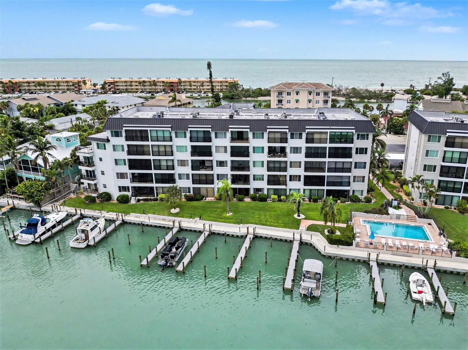 SUNRISE COVE SEC 4 - Residential