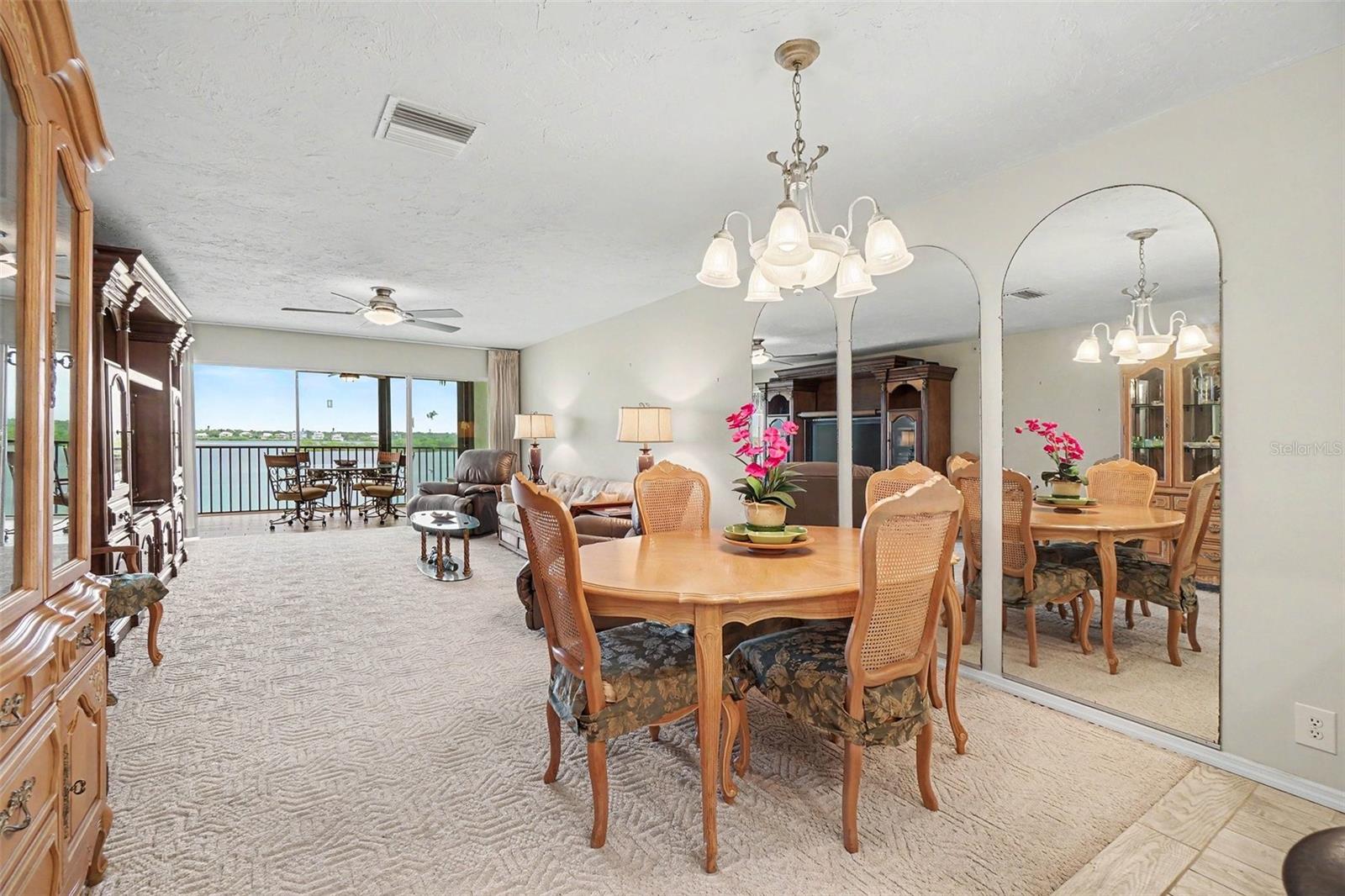 SUNRISE COVE SEC 4 - Residential