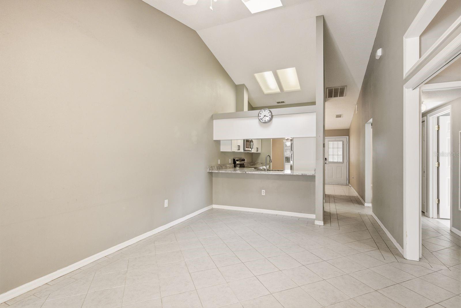 BAYVIEW VILLAS CONDO - Residential Lease
