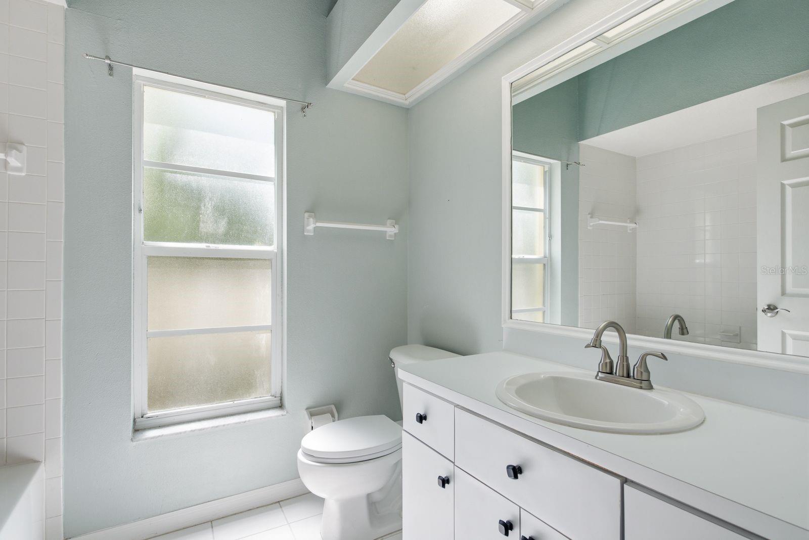 BAYVIEW VILLAS CONDO - Residential Lease