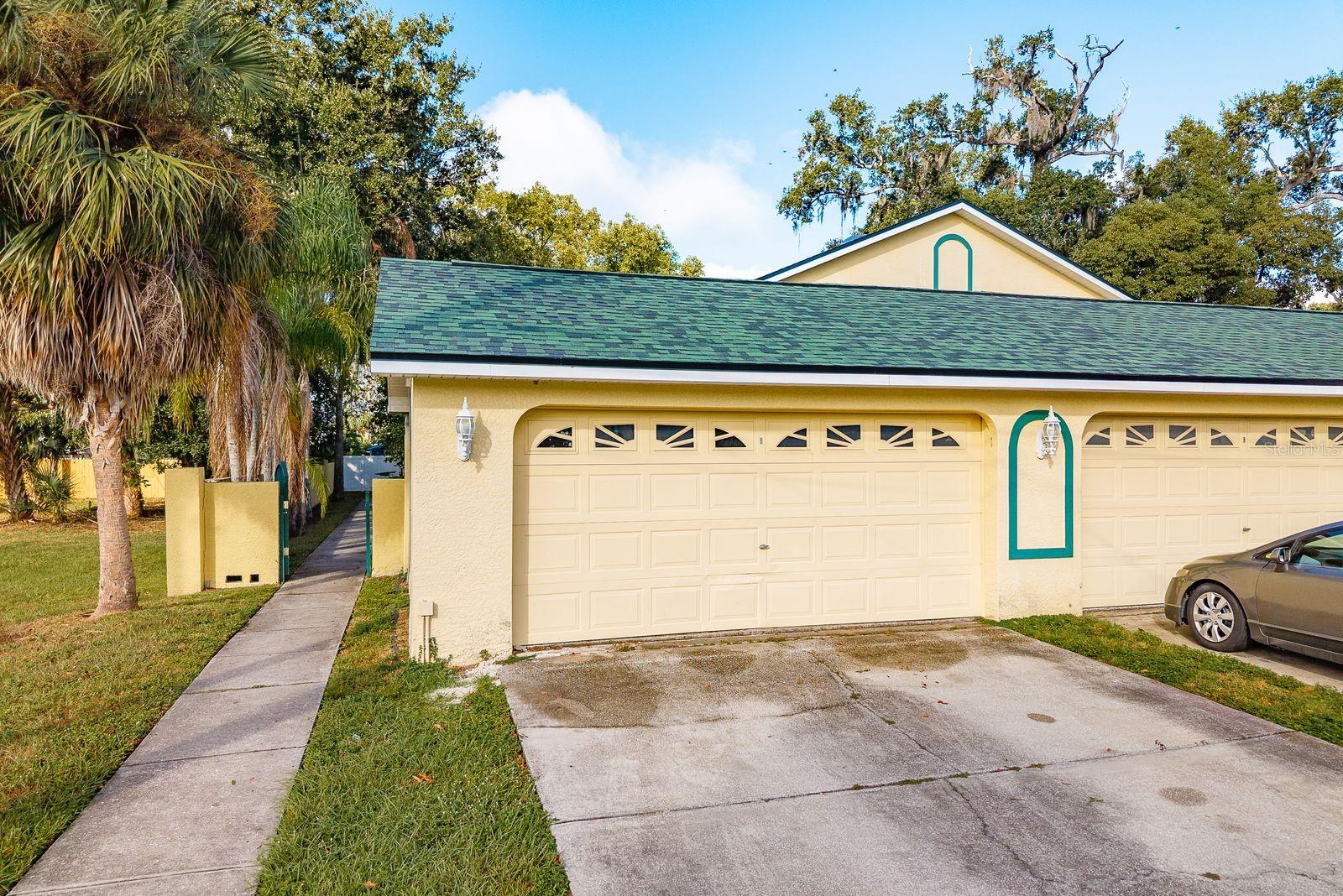 BAYVIEW VILLAS CONDO - Residential Lease