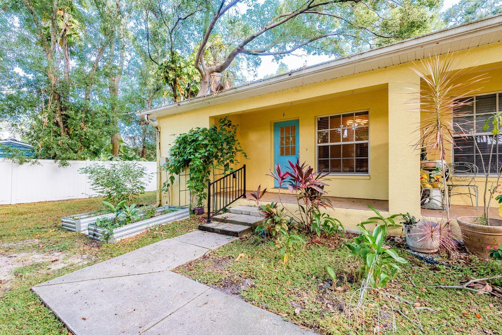 BAYVIEW VILLAS CONDO - Residential Lease