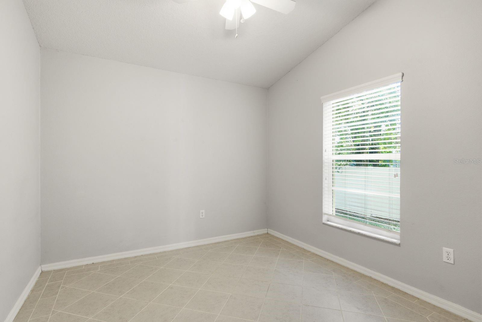 BAYVIEW VILLAS CONDO - Residential Lease