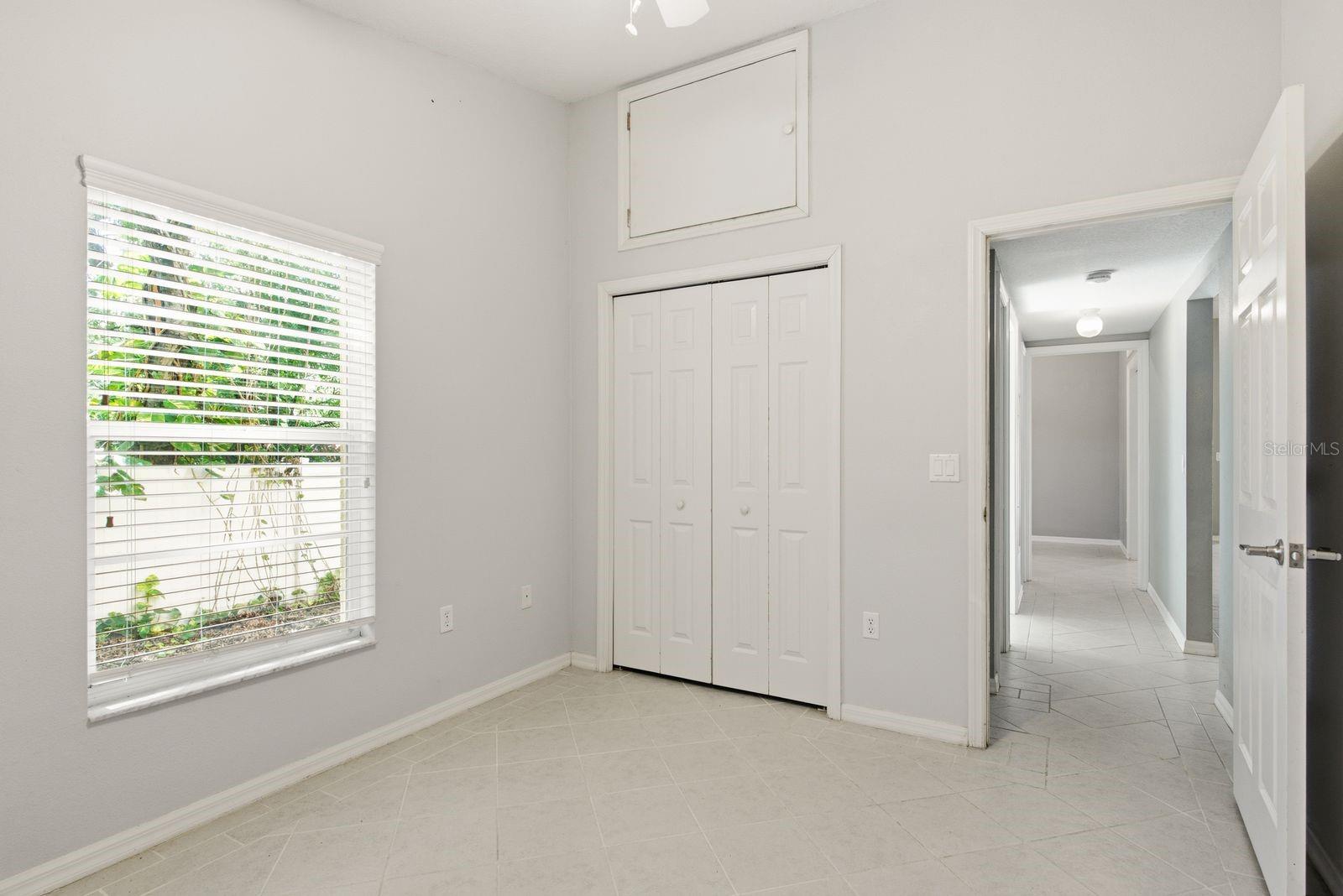 BAYVIEW VILLAS CONDO - Residential Lease