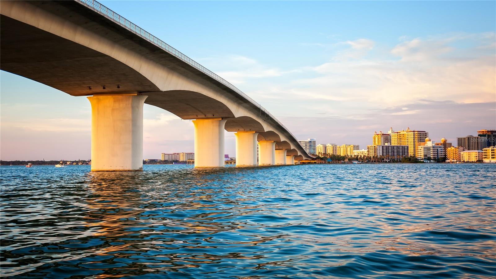 LONGBOAT KEY MOORINGS - Residential
