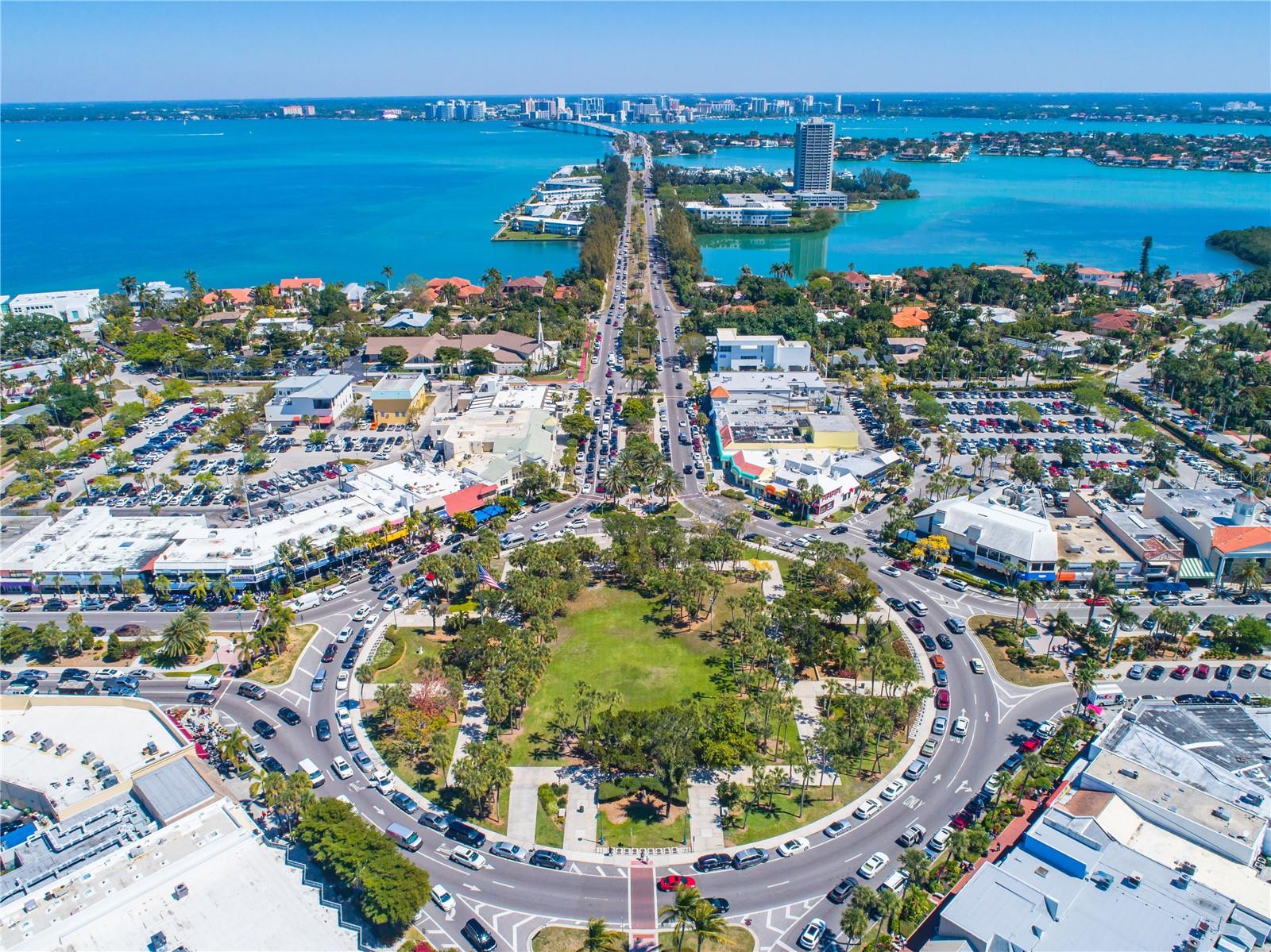 LONGBOAT KEY MOORINGS - Residential