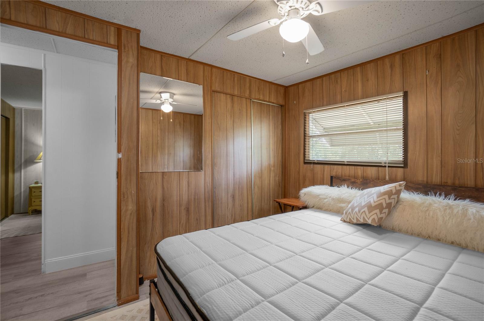 RIVER LAKES MANOR UNIT 01 - Residential