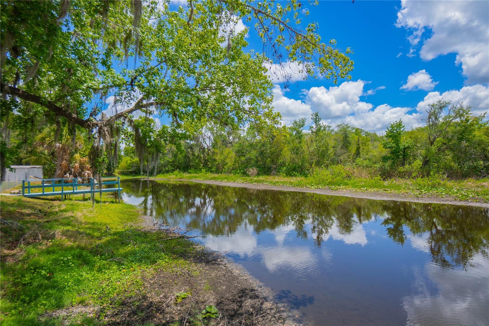 RIVER LAKES MANOR UNIT 01 - Residential